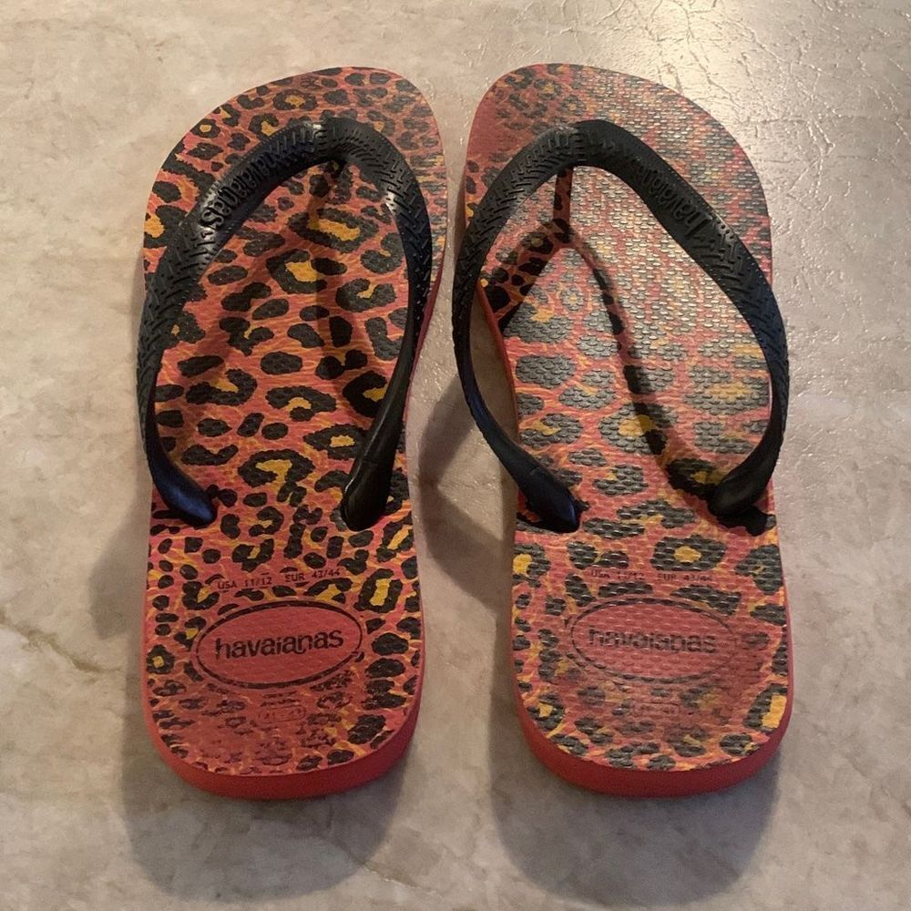 HAVAIANAS  Animal Print Flip Flops